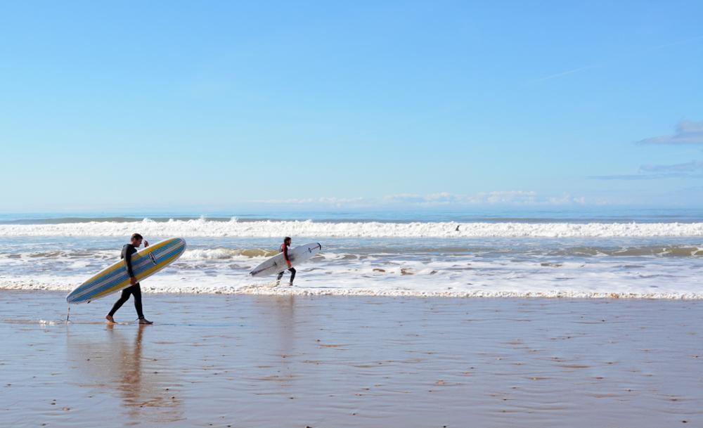  Quels sont les plus beaux spots de surf des côtes marocaines ?